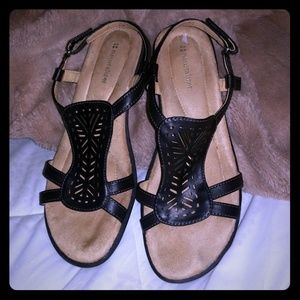 Naturalizer Sandals